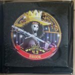 麦ストバースデー缶バッジ2021年4月