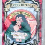 麦ストバースデー缶バッジ2025年10月