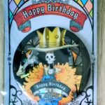 麦ストバースデー缶バッジ2026年4月